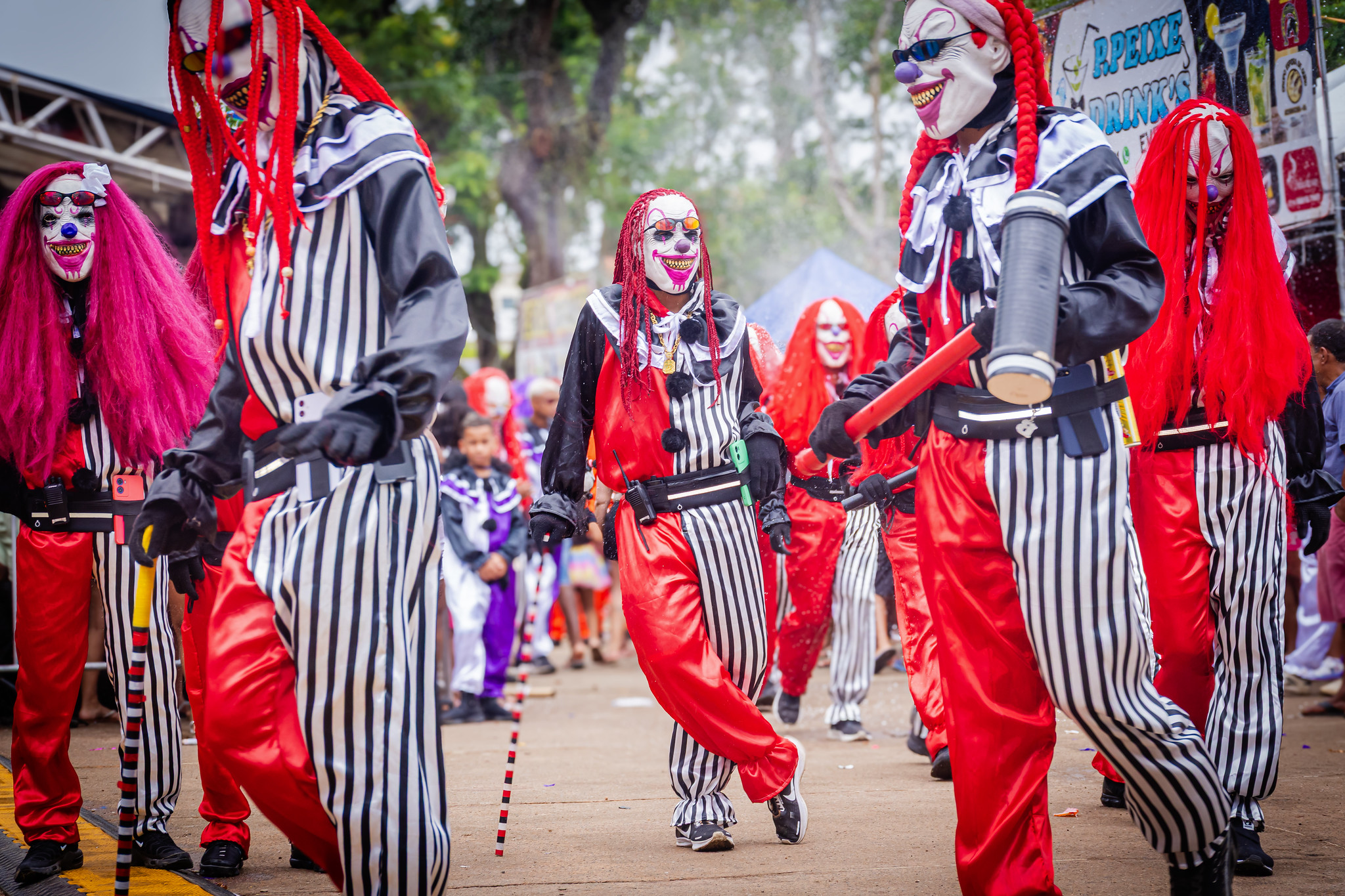 Caretas tradicionais no Carnaval Cultural de Amargosa